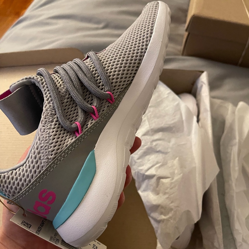 SOLD - YOUTH Adidas Lite Racer Adapt 3.0 Kids Sneaker Size 3